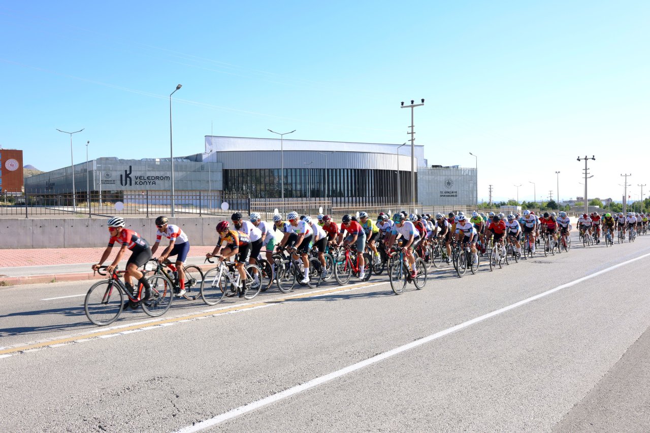 Konya'da Granfondo yol bisiklet yarışı heyecanı