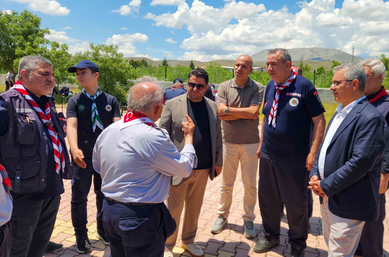 Konya İzcileri Meram'da buluştu