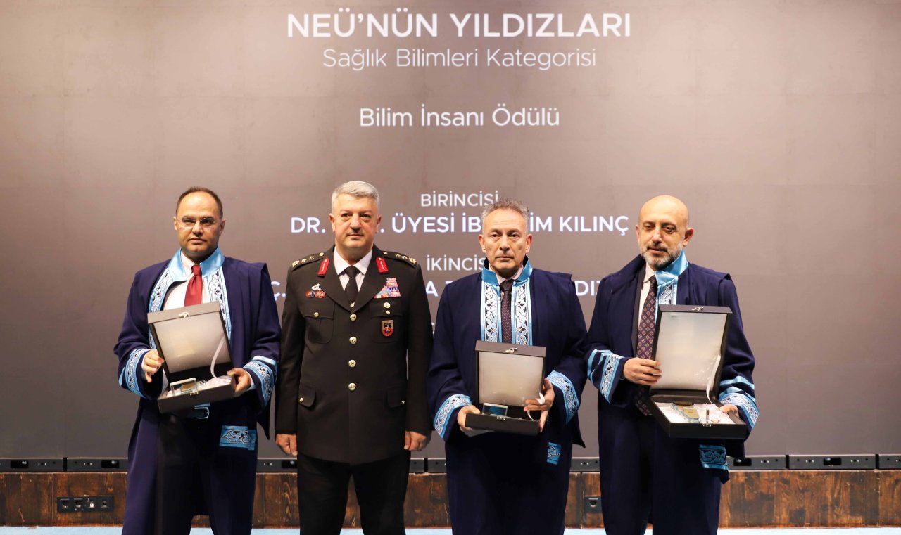 NEÜ’de Yıldızlar Geçidi