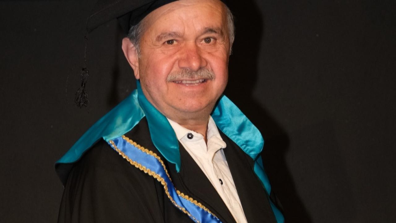 Günbaş, Eğitimli başkan oldu