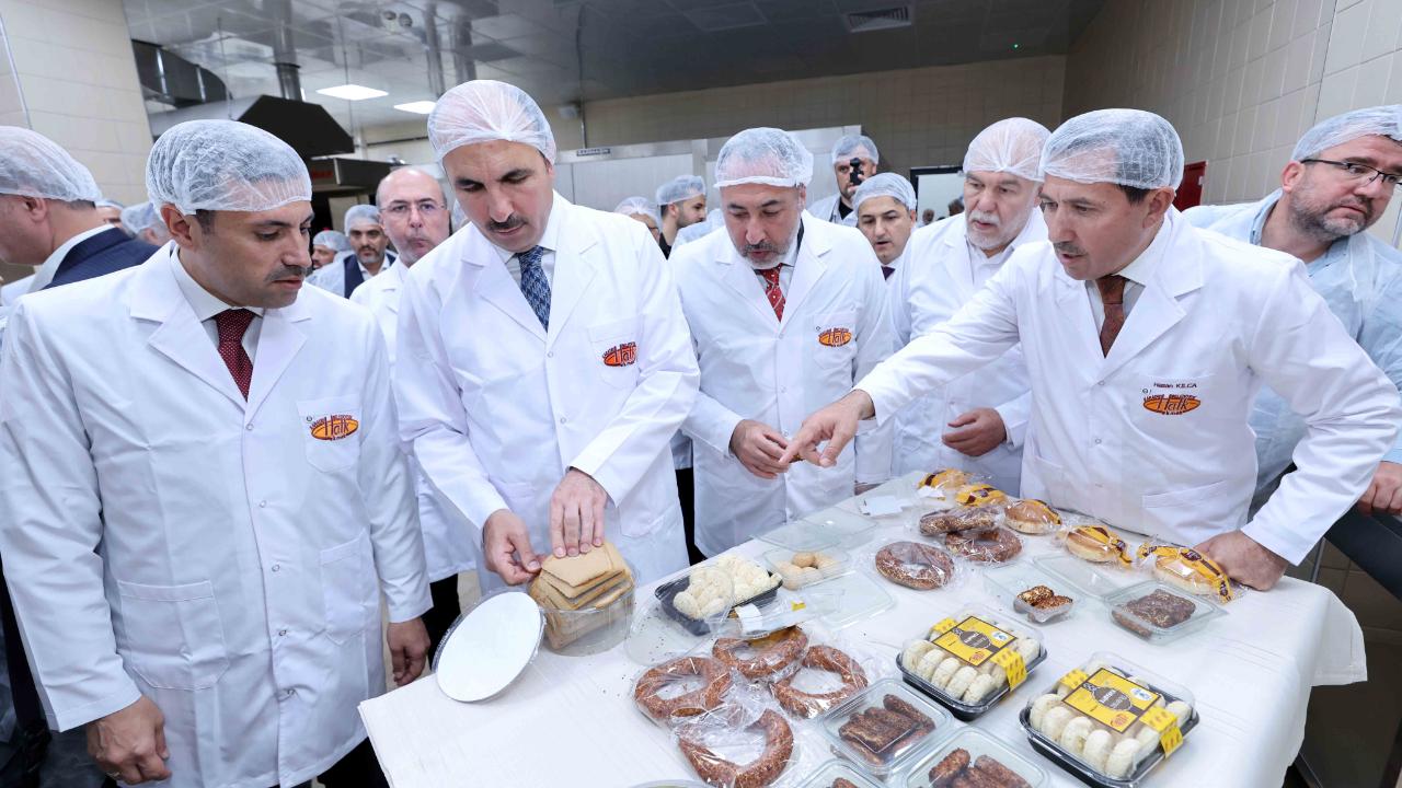 Karatay'dan modern ekmek fabrikası