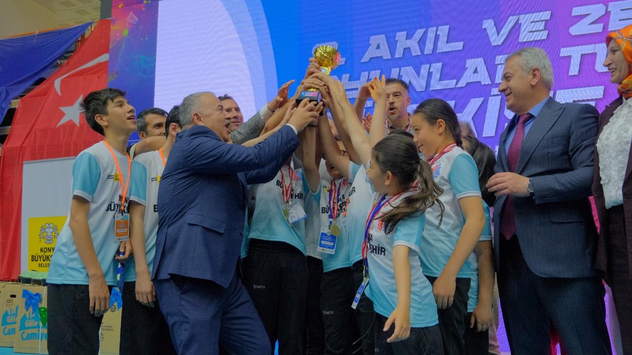 Kırmızı nya 3. kez Türkiye şampiyonu oldu